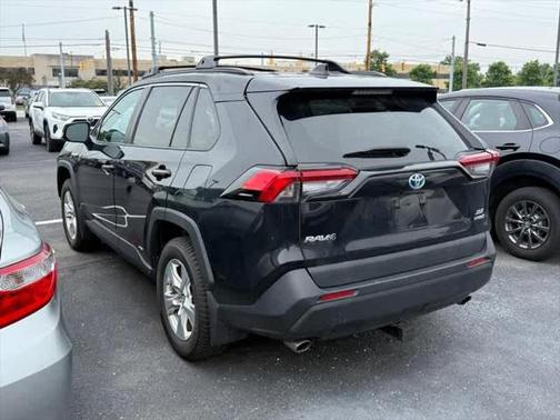 2019 Toyota RAV4 Hybrid XLE