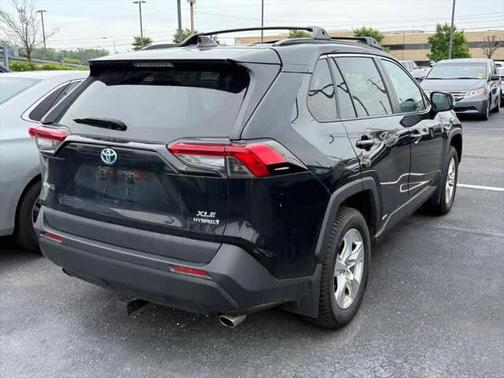 2019 Toyota RAV4 Hybrid XLE
