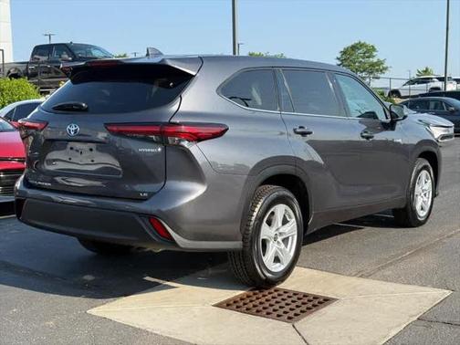 2021 Toyota Highlander Hybrid LE