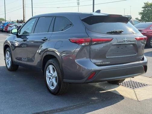 2021 Toyota Highlander Hybrid LE