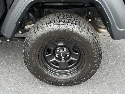 2023 Jeep Gladiator Sport S