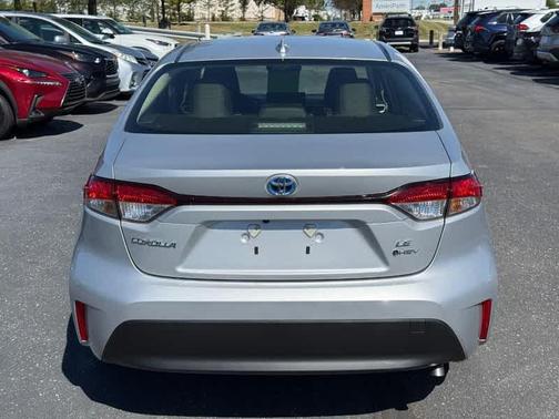 2025 Toyota Corolla Hybrid LE