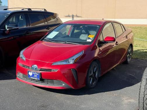 2019 Toyota Prius XLE
