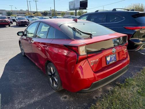 2019 Toyota Prius XLE