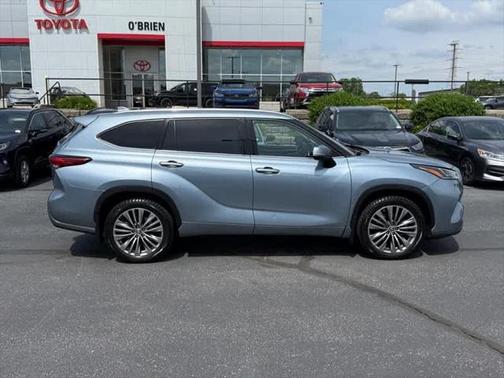2021 Toyota Highlander Platinum
