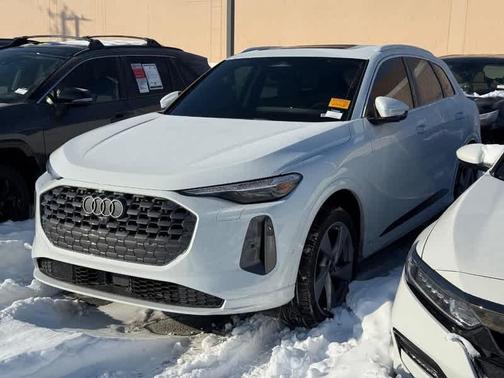 2025 Audi Q5 Premium Plus