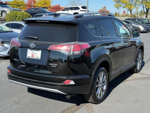2017 Toyota RAV4 Limited