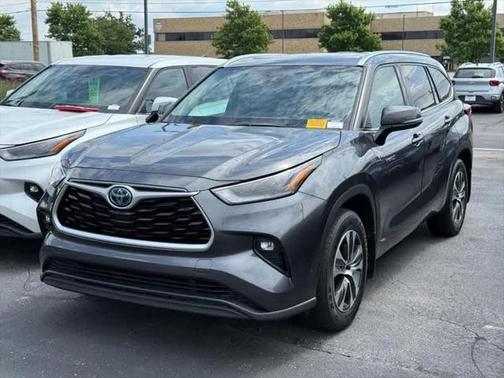 2021 Toyota Highlander Hybrid XLE