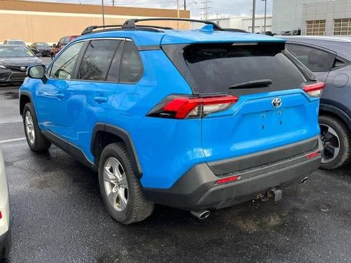 2019 Toyota RAV4 Hybrid XLE