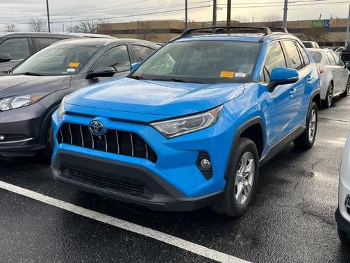2019 Toyota RAV4 Hybrid XLE