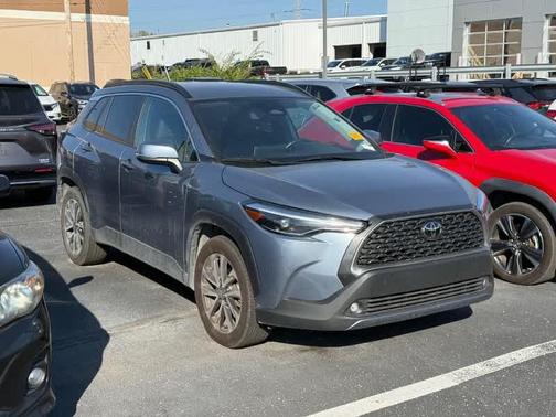 2024 Toyota Corolla Cross XLE