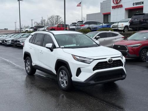 2025 Toyota RAV4 Hybrid LE