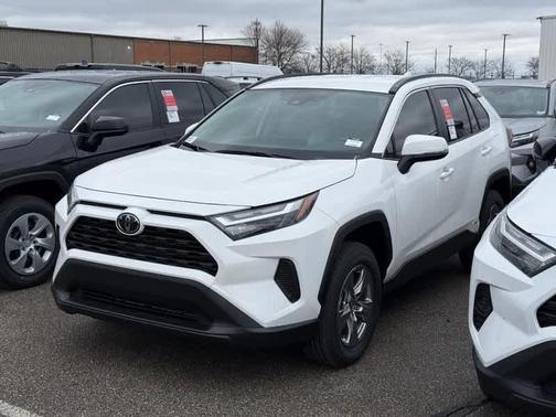 2025 Toyota RAV4 Hybrid LE