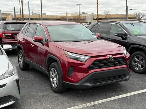 2023 Toyota RAV4 LE
