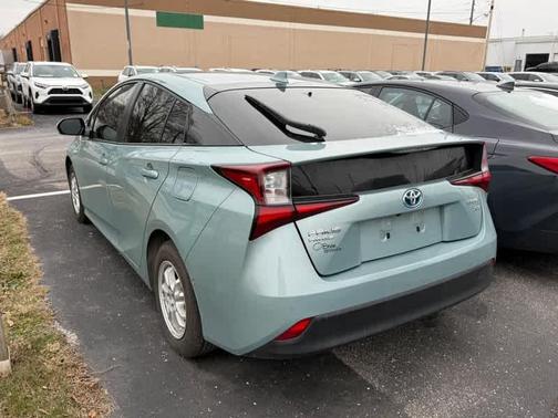 2019 Toyota Prius XLE