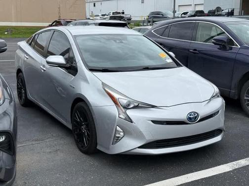 2017 Toyota Prius Four Touring
