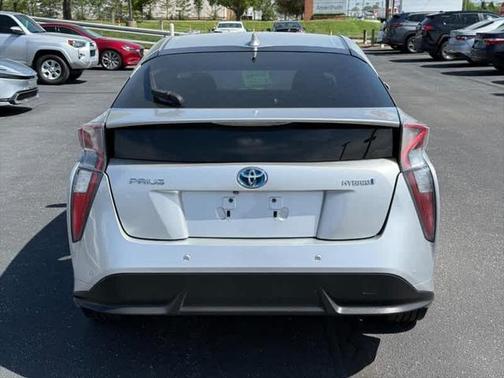 2017 Toyota Prius Four Touring