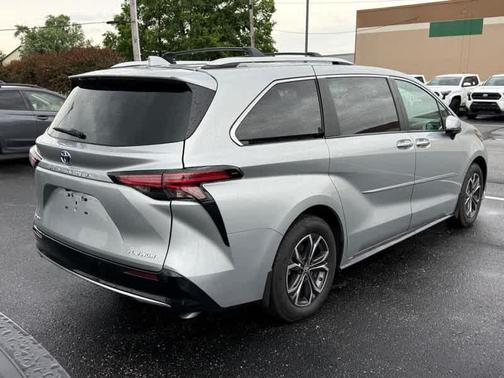 Celestial Silver Metallic 2025 Toyota Sienna Platinum