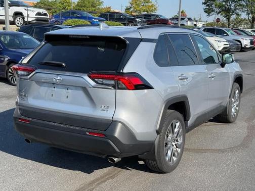 2022 Toyota RAV4 XLE Premium