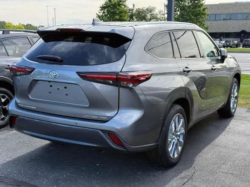 Heavy Metal 2026 Toyota Highlander Limited