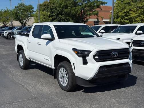 2025 Toyota Tacoma SR5