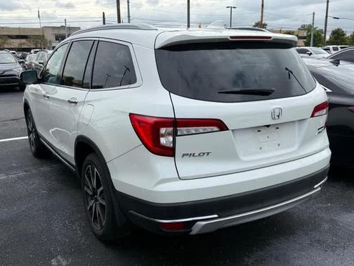 2019 Honda Pilot Touring 8-Passenger