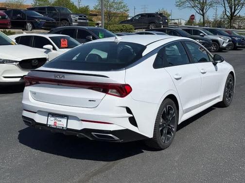2024 Kia K5 GT-Line