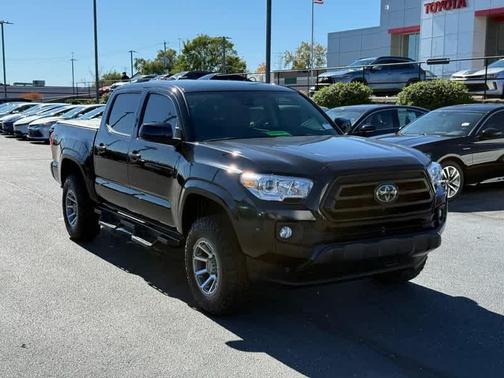 2022 Toyota Tacoma SR