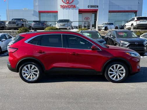 2021 Ford Escape Titanium