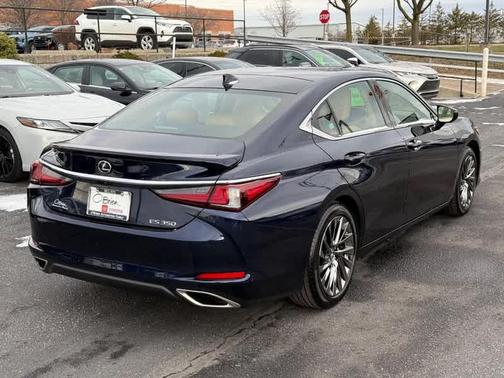 2025 Lexus ES 350 Ultra Luxury