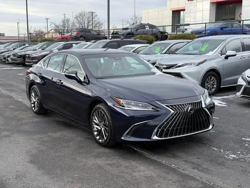 2025 Lexus ES 350 Ultra Luxury