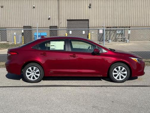 2026 Toyota Corolla Hybrid LE