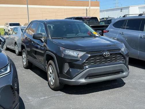 2022 Toyota RAV4 LE