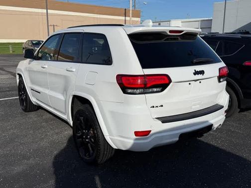 2020 Jeep Grand Cherokee Altitude