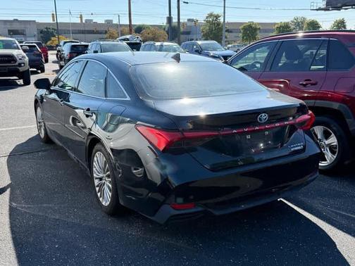 2020 Toyota Avalon Hybrid Limited