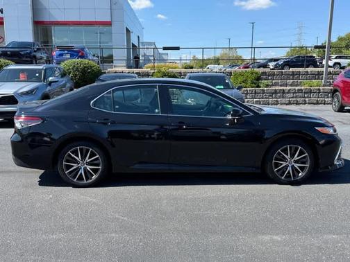 2022 Toyota Camry XLE