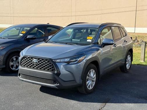2023 Toyota Corolla Cross LE