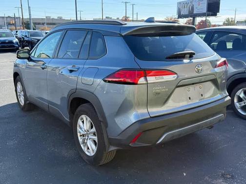 2023 Toyota Corolla Cross LE