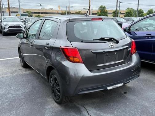 2015 Toyota Yaris L