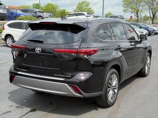 2021 Toyota Highlander Platinum