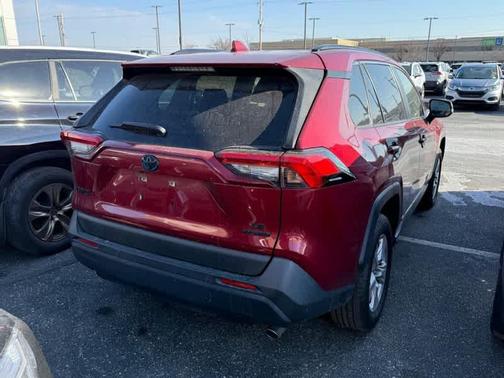 2021 Toyota RAV4 Hybrid LE