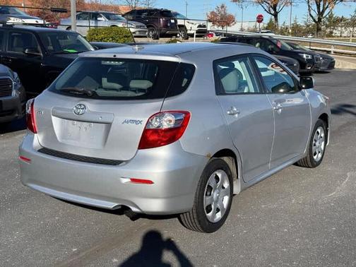 2009 Toyota Matrix Base
