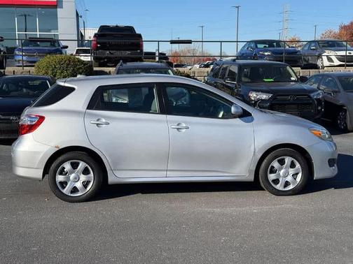2009 Toyota Matrix Base