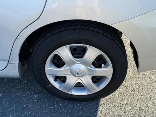 2009 Toyota Matrix Base