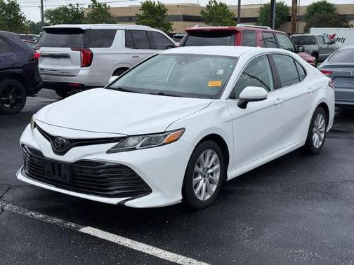 Super White 2019 Toyota Camry LE
