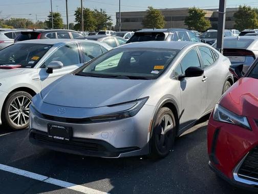 2024 Toyota Prius LE