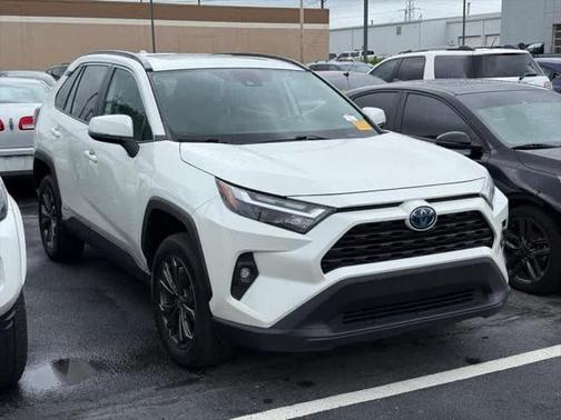 2022 Toyota RAV4 Hybrid XLE Premium