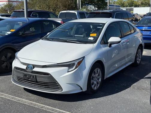2025 Toyota Corolla Hybrid LE
