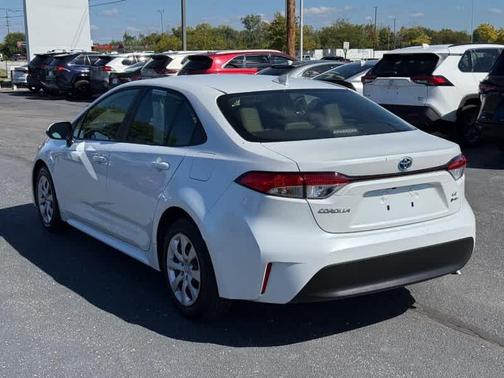 2025 Toyota Corolla Hybrid LE