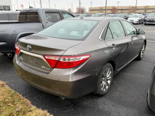 2017 Toyota Camry Hybrid XLE